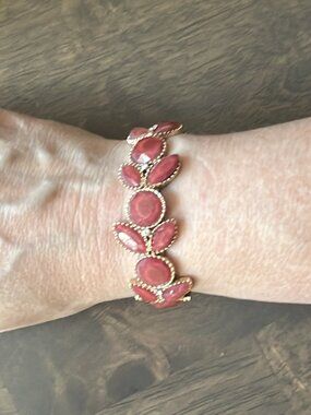 Pink Faceted Cabochon Gemstone Gold Link Stretch Cuff Bracelet NWOT